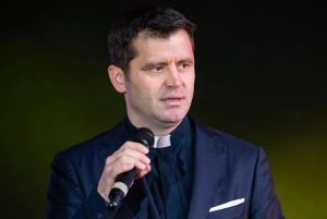 Preotul Francisc Doboş, înlocuit de Arhidieceza Romano-Catolică la o zi după o postare controversată pe Facebook