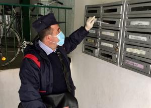 Românii își pot plăti ratele bancare de acasă, banii fiind înmânați poștașului