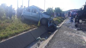 Primele imagini de la locul unde doi șoferi au murit și alți 11 oameni au fost răniți, în Vrancea (video)