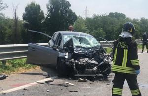 Șofer român de TIR, accident mortal în Italia. Tatăl a doi copii a murit pe loc după ce a intrat cu mașina pe contrasens
