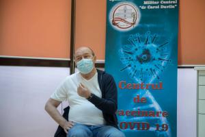 Traian Băsescu a fost vaccinat anti-Covid la Spitalul Militar "Carol Davila"