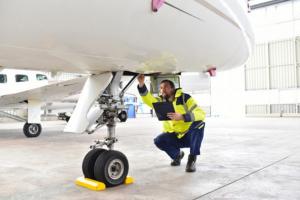 Primul zbor Cluj - Zanzibar, amânat după ce apa din toaleta avionului a îngheţat