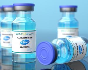 Bilanț vaccinare 30 ianuarie 2021. Peste 570.000 de persoane imunizate, 1.737 de reacții adverse "comune și minore"