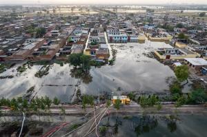 China, lovită de inundaţii severe, mai grave decât cele din vară. Aproape două milioane de oameni au fost afectaţi