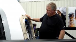 William Shatner, celebrul actor din ''Star Trek'', va ajunge în spaţiu, în cea de-a doua misiune de turism spaţial a rachetei New Shepard