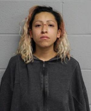 O tânără de 28 de ani, mamă a trei copii, a împuşcat mortal un bărbat pentru că n-a vrut s-o sărute de faţă cu iubita lui, în SUA