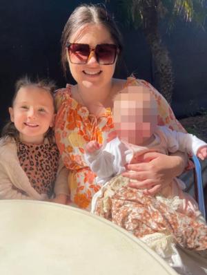 Recompensă de 750.000 de dolari pentru găsirea fetiţei de patru ani, dispărută dintr-un camping sâmbătă, în Australia. Părinţii se roagă pentru o minune