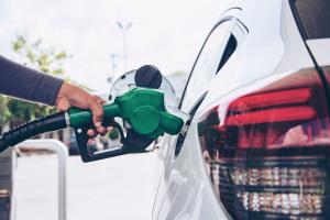Unde se găsește cea mai ieftină benzină din Europa