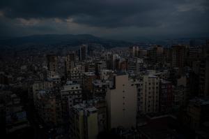 Libanul, cufundat în beznă în plină criză financiară. Cea mai mare parte a țării a rămas fără electricitate