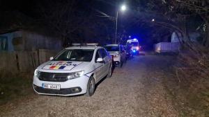 Crimă oribilă între frați, în Botoșani. O tânără și-a lovit cu sălbăticie fratele imobilizat la pat, până l-a omorât