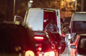 Un taxi a explodat în faţa unui spital din Liverpool. Poliţia consideră incidentul drept "atac terorist": au fost arestaţi deja 3 suspecţi