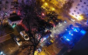 Un tânăr și-a incendiat apartamentul, apoi s-a aruncat de la etajul 10, în București
