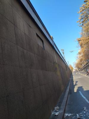 Intervenţie de urgenţă în Pasajul Unirii din Capitală: peretele lateral, pe cale să se prăbuşească. Trafic restricţionat