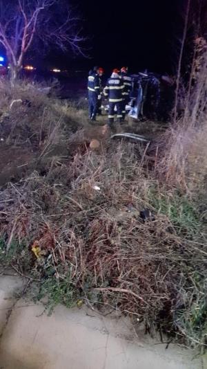 Inconştienţa unui şofer de 23 de ani a trimis şase oameni în spital, în urma unui accident grav pe o şosea din Gorj