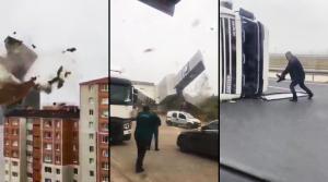 Furtună devastatoare în Istanbul: TIR-uri și clădiri răsturnate, acoperișuri spulberate de rafalele de vânt