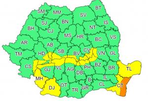 Coduri galben și portocaliu de vreme severă în România, până mâine seară. Ninsori abundente și viscol la munte, vânt puternic la mare