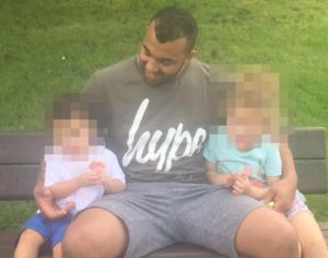 Un tată a fost ucis de un adolescent, în timpul petrecerii de aniversare a gemenelor sale. „Aş face-o din nou”, spune criminalul de doar 16 ani, în Anglia