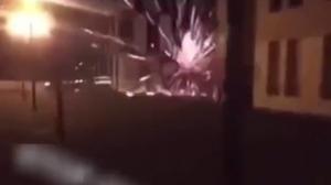 Secţie de poliţie atacată cu zeci de proiectile şi artificii, după o manifestaţie faţă de certificatul verde, în Franţa