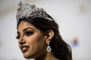 Harnaaz Sandhu, din India, este Miss Univers 2021: "Nu vă mai comparaţi cu alţii. Eu cred în mine şi de asta sunt aici" | GALERIE FOTO