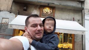 Gigi, un pompier de 49 de ani, a murit după ce a fost confirmat cu Covid la începutul lunii noiembrie. Doi copii au rămas acum fără tată