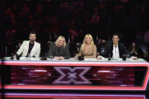 Lora, Super 4, Dinu Iancu Sălăjanu și Zanni sunt invitații speciali ai marii finale X Factor