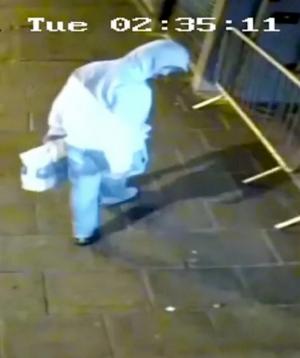 Un bărbat a incendiat un club de noapte din Anglia pentru a se răzbuna pe angajaţi că i-au cerut certificatul Covid -VIDEO