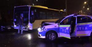 Accident grav în sectorul 3 al Capitalei: Un autobuz a intrat într-o maşină de poliţie. Doi oameni ai legii au avut nevoie de îngrijiri medicale