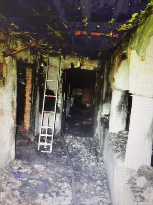 Un tată şi fetiţa lui de 8 ani au ars de vii în casa lor din Dolj. Alți trei copii au fost salvați de mamă în ultimul moment
