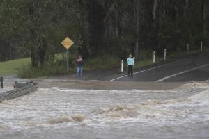 Ploile torențiale și inundațiile au făcut prăpăd pe coasta de est a Australiei