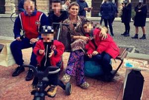 Elena, fosta soţie a interlopului Radu Duţă, pune poze din vacanță pe Facebook, deși e dată în urmărire internațională