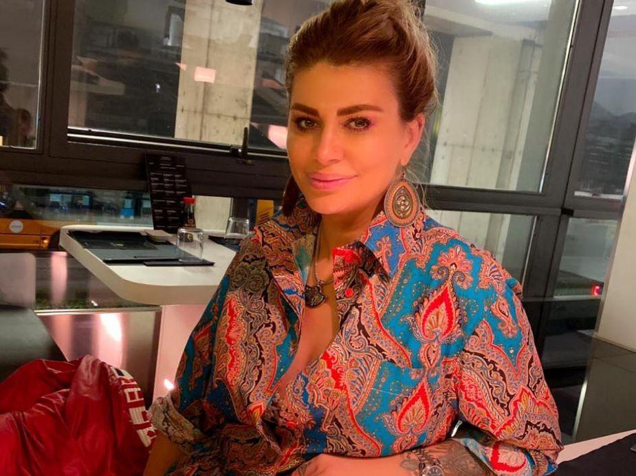 Elena, fosta soţie a interlopului Radu Duţă, pune poze din vacanță pe