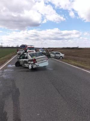 Trei persoane rănite în urma unui accident în apropiere de Slobozia. Traficul a fost blocat mai bine de o oră