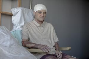 Medicul erou Cătălin Denciu, primele declarații după incendiul de la Spitalul Piatra Neamţ: "Am început să pot merge din nou"