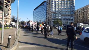 Protest anti-restricții în București. Manifestanţii au mărșăluit prin centrul Capitalei, apoi au mers la Cotroceni și au cerut demisia lui Raed Arafat