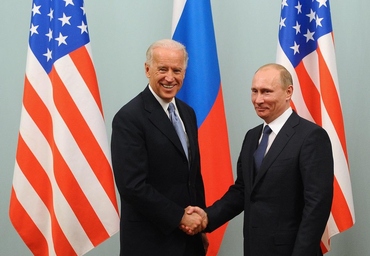 O nouă convorbire telefonică Biden-Putin. Cei doi s-au arătat pregătiţi  "pentru un dialog" cu privire la "securitatea mondială" | observatornews.ro