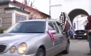 Bărbatul din Pitești care a murit după intervenția polițiștilor, condus pe ultimul drum
