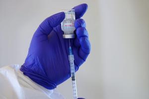 Bilanţ de vaccinare 26 aprilie. Peste 62.000 de persoane au fost vaccinate cu serul de la Pfizer, în ultimele 24 de ore