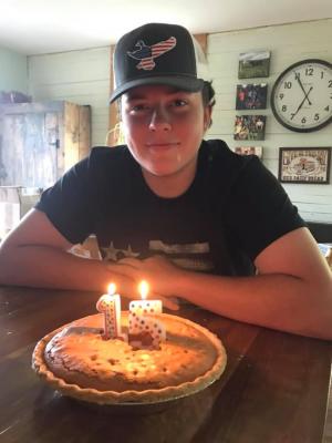 Un adolescent de 15 ani şi-a pus capăt zilelor după ce a fost şantajat pentru poze deocheate pe social media, în SUA: "Nu voia să se facă de râs"