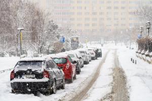 Iarna s-a întors în forţă, în România. Cod galben de ninsori şi vânt puternic în mai multe judeţe