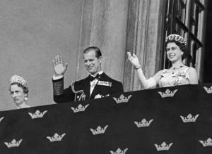 Povestea de dragoste dintre regina Elisabeta a II-a şi prinţul Philip: "Toleranța este ingredientul esențial pentru o căsnicie fericită"