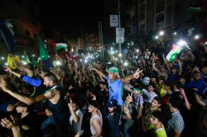Palestinienii au sărbătorit ”victoria” în stradă. Hamas: ”Inamicul sionist nu ne-a distrus tunelurile”. Cine a câștigat de fapt mini războiul dintre Fâșia Gaza și Israel
