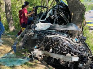 Cine sunt tinerii morţi în accidentul din Medgidia. Maşina a zburat de pe şosea cu 150 km/oră - VIDEO