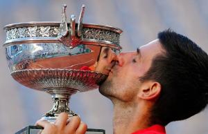 Novak Djokovici a câştigat turneul de la Roland Garros. Sportivul ajunge la 19 trofee de Grand Slam