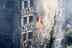 Mărturia unui pompier despre incendiul de la Grenfell Tower, la 4 ani de la tragedia din blocul groazei: "Chipurile sfâșiate de frică și durere; aceste amintiri nu se vor şterge"
