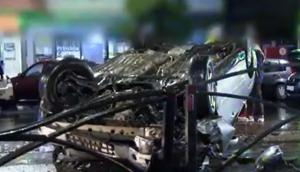 Şofer băut şi vitezoman, la un pas de tragedie după ce s-a răsturnat cu maşina într-un scuar de tramvai din Bucureşti