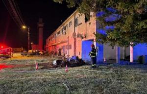 Bărbat găsit carbonizat după un incendiu care a izbucnit într-un bloc din Giroc, lângă Timișoara