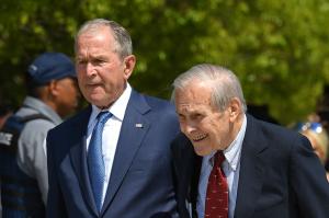 A murit Donald Rumsfeld. Fostul secretar al Apărării din Statele Unite, artizan al războiului din Irak, avea 88 de ani