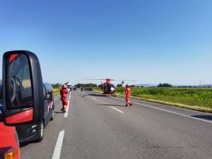 Accident cumplit în Bacău, cu șapte morți, între care doi copii, după ce un autoturism și un microbuz s-au izbit frontal. Alte 5 persoane, rănite