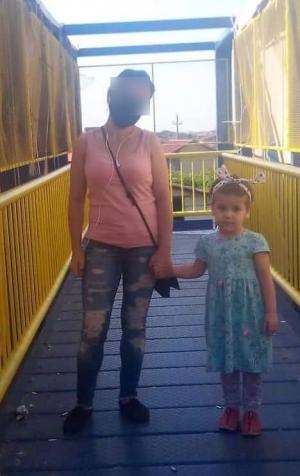 Au fost găsite surorile dispărute de aseară în Bucureşti. Andreea şi Valentina erau la un prieten de-al fetei de 15 ani