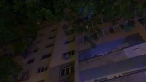 Doi frățiori de 2 ani, gemeni, au murit după ce au căzut de la etajul 10 al unui bloc din Ploiești